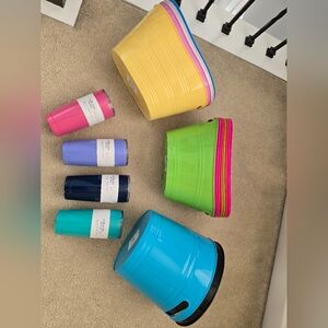 Storage Bins Set of 16 Incl 20 oz Tumblers